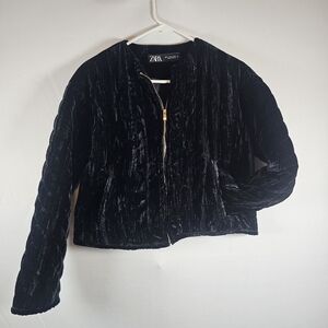 Zara Women's Black Velvet Puff Crop Jacket XS Zip Front Pockets Lined